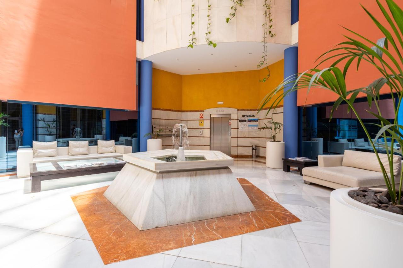 Puerto Banus, Edificio Tembo, 2 Bedroom Apartment, Parking And Pool Marbella Luaran gambar